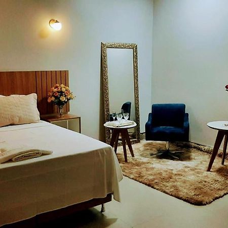 Hotel Plaza Pontes E Lacerda المظهر الخارجي الصورة