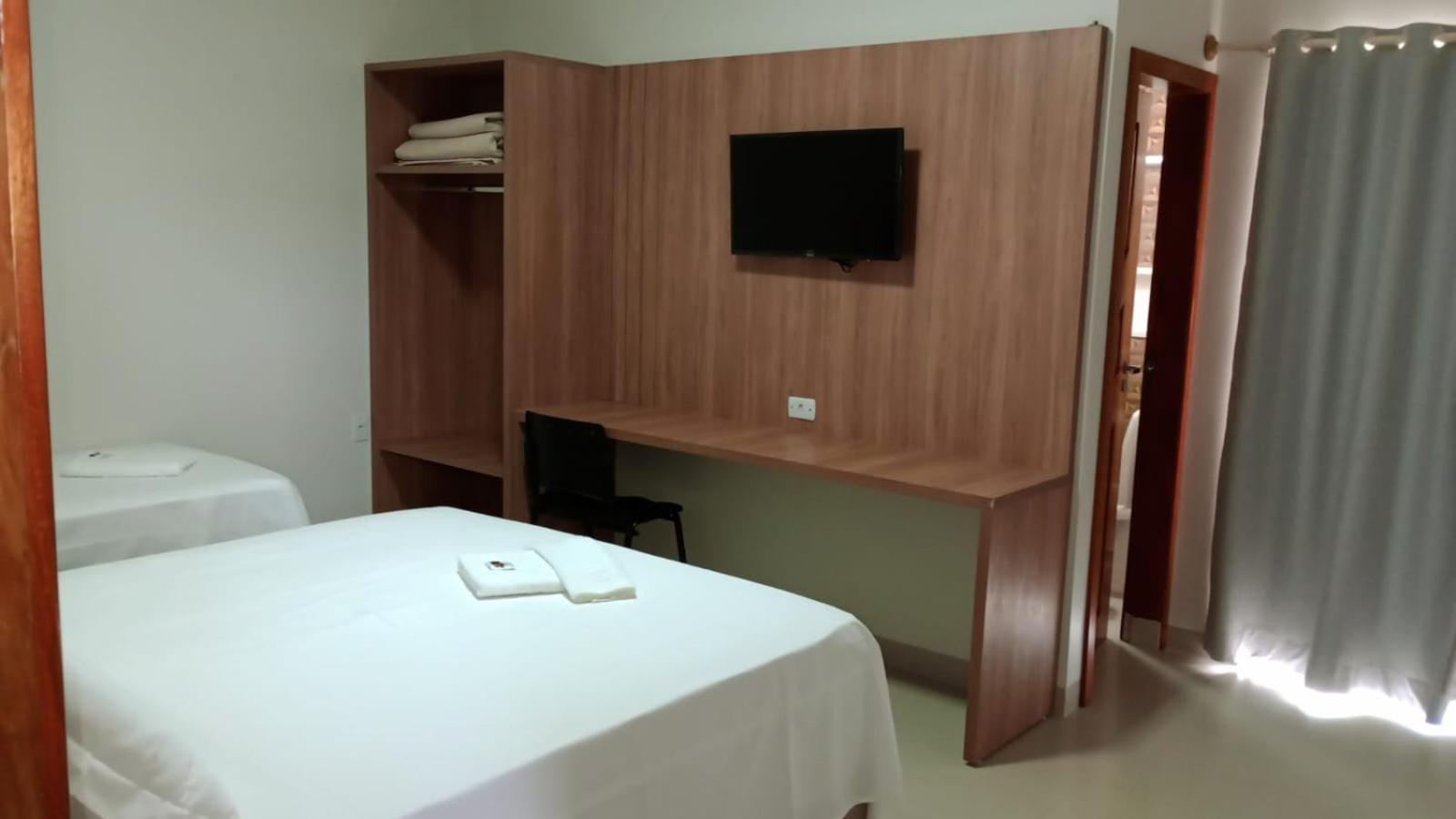 Hotel Plaza Pontes E Lacerda المظهر الخارجي الصورة